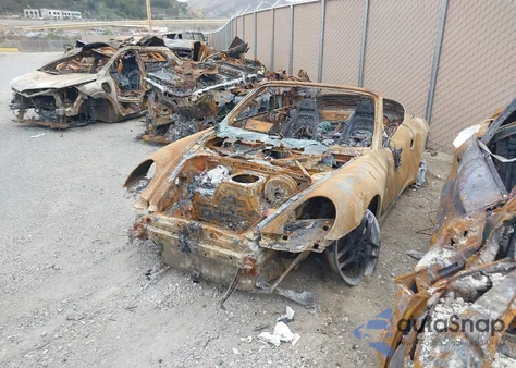 2009 Porsche 911 Carrera 4S z USA, uszkodzony, nr VIN WP0CB29969S756471